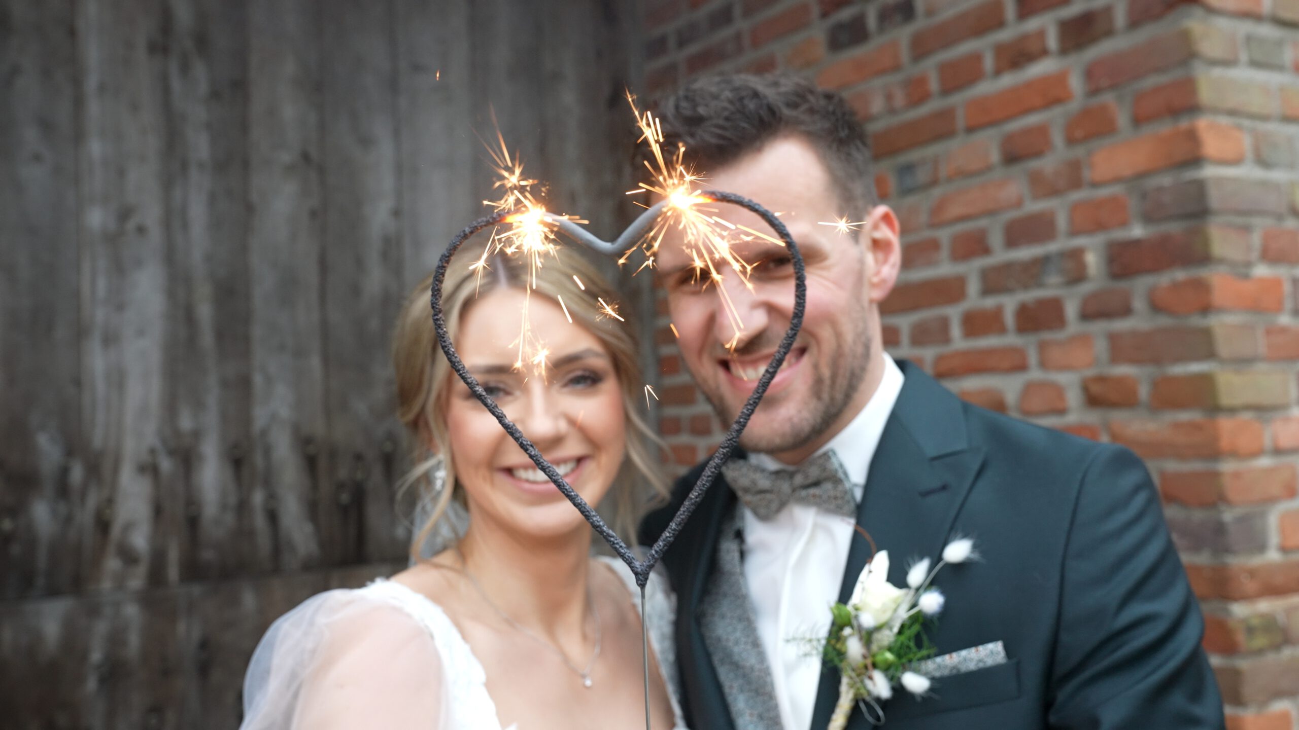 Alina & Bennet 1_1.97.1